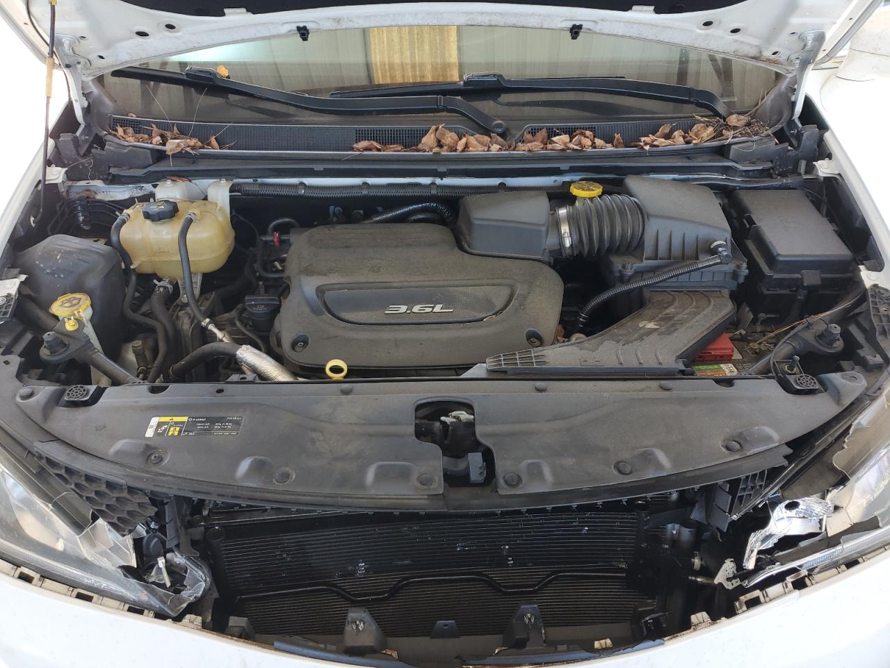 2018 Chrysler Pacifica Touring L VIN: 2C4RC1BG6JR152256 Lot: 92357625