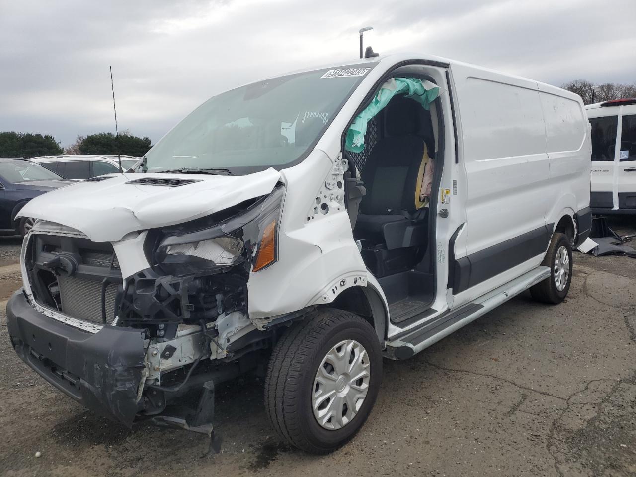 1FTBR1Y84RKA87353 FORD TRANSIT Photo 1