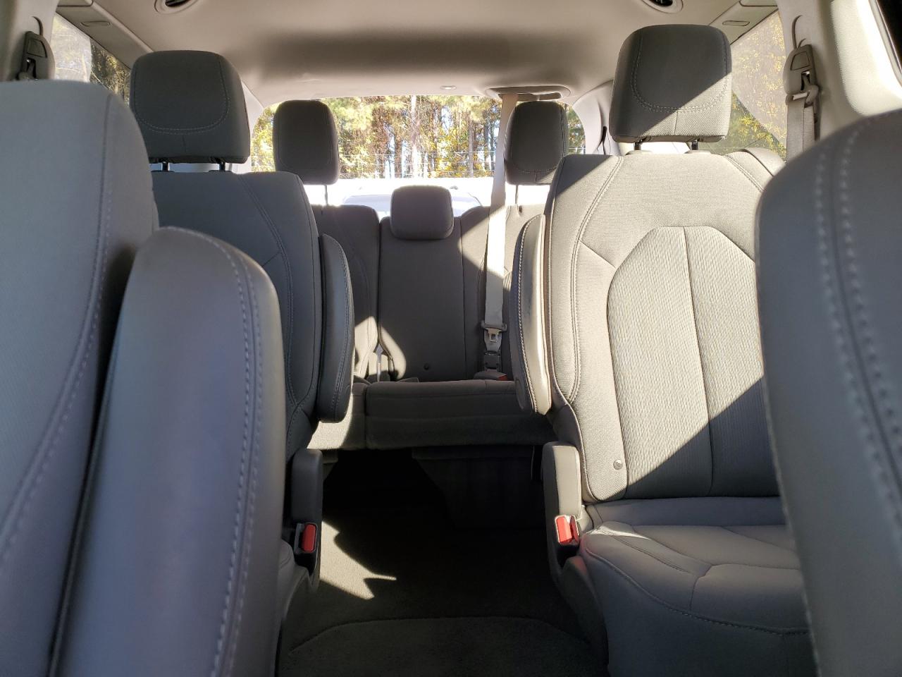 2020 Chrysler Voyager Lx VIN: 2C4RC1CG4LR131178 Lot: 92093755