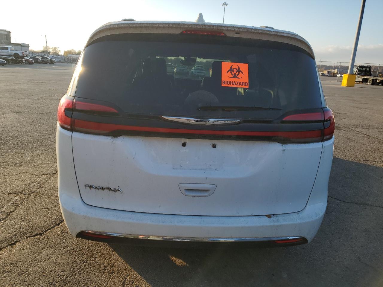 2022 Chrysler Pacifica Touring L VIN: 2C4RC1BG6NR199082 Lot: 90725175