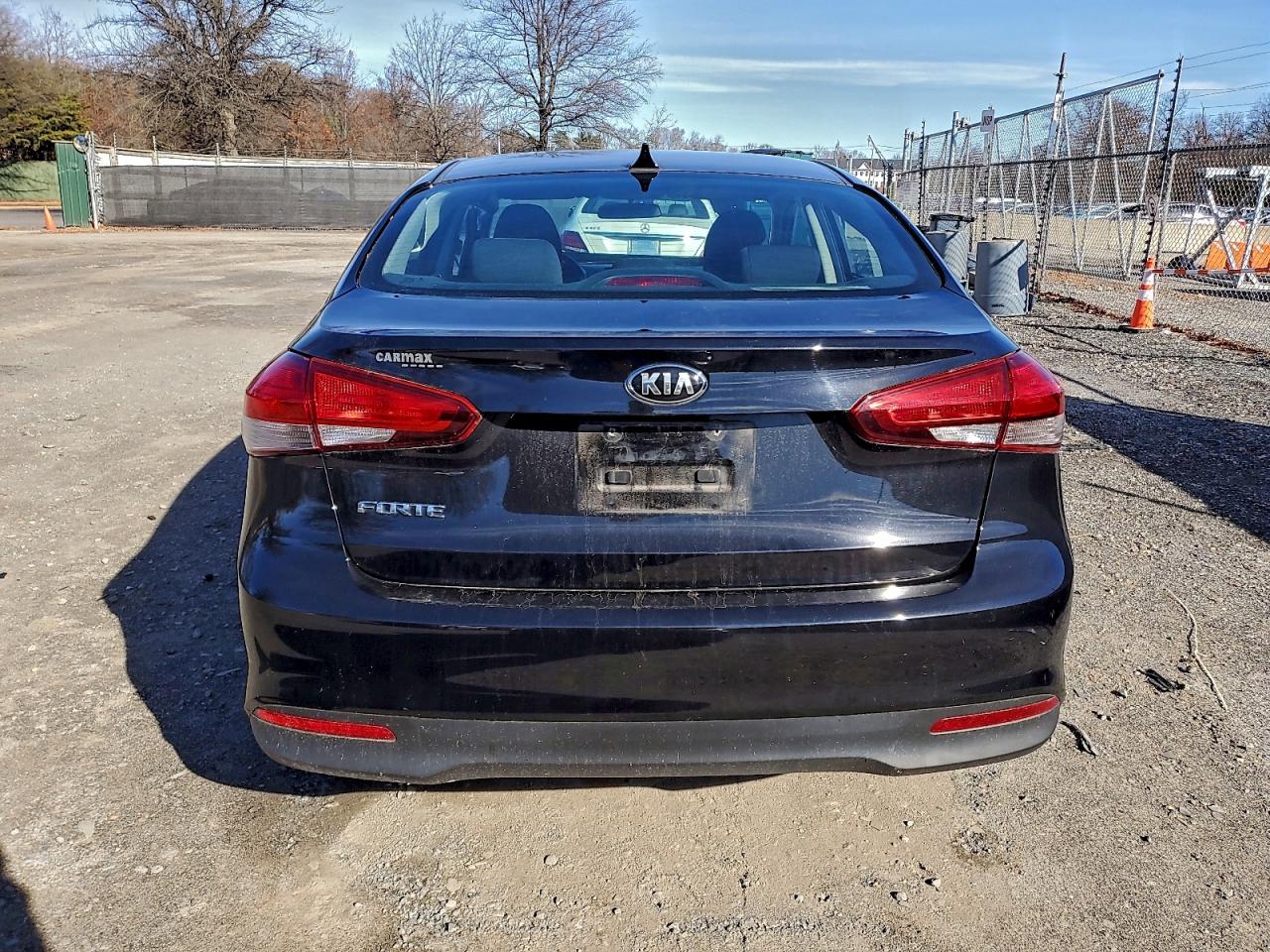 2017 Kia Forte Lx VIN: 3KPFK4A78HE110448 Lot: 94157435