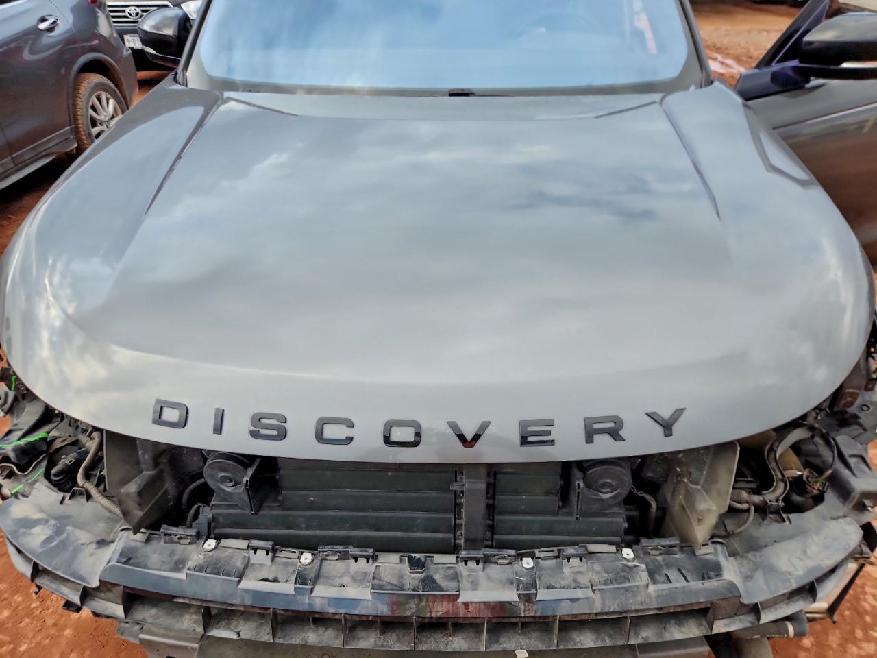 2018 Land Rover Discovery Hse Luxury VIN: SALRT2RK4JA072600 Lot: 92911775