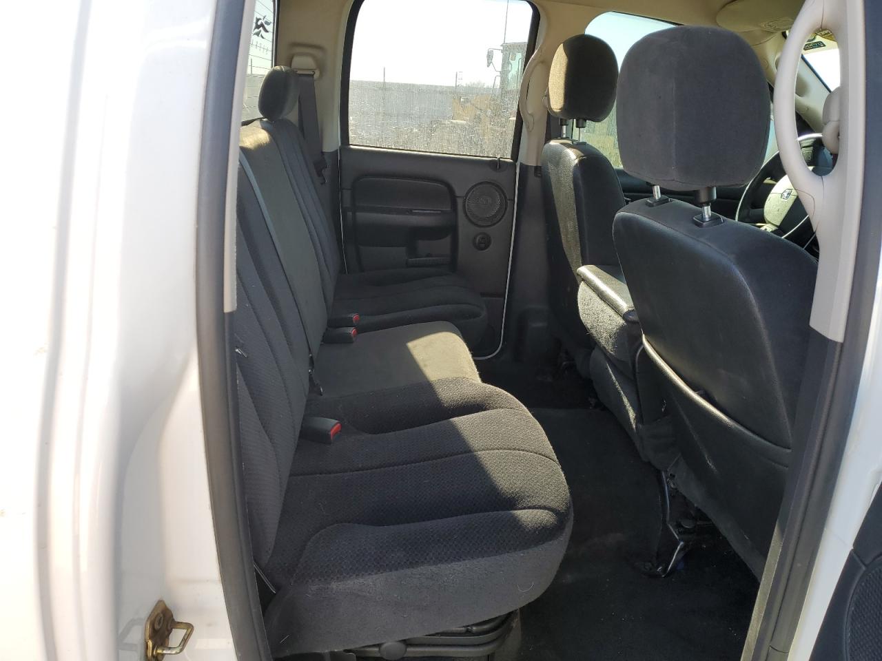 2004 Dodge Ram 2500 St VIN: 3D7KU28D24G115979 Lot: 92635775