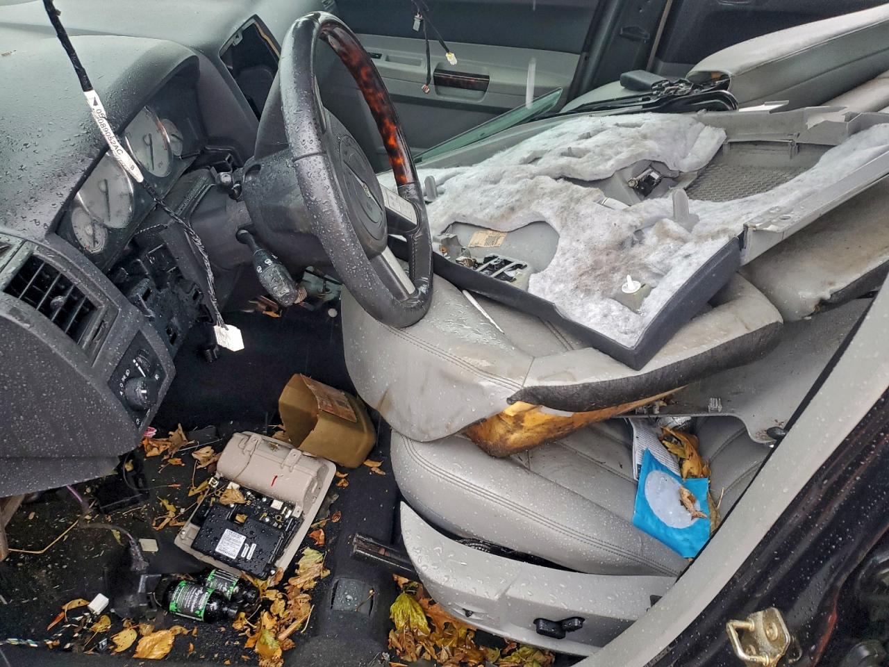 2006 Chrysler 300C VIN: 2C3KA63H76H527116 Lot: 93641995