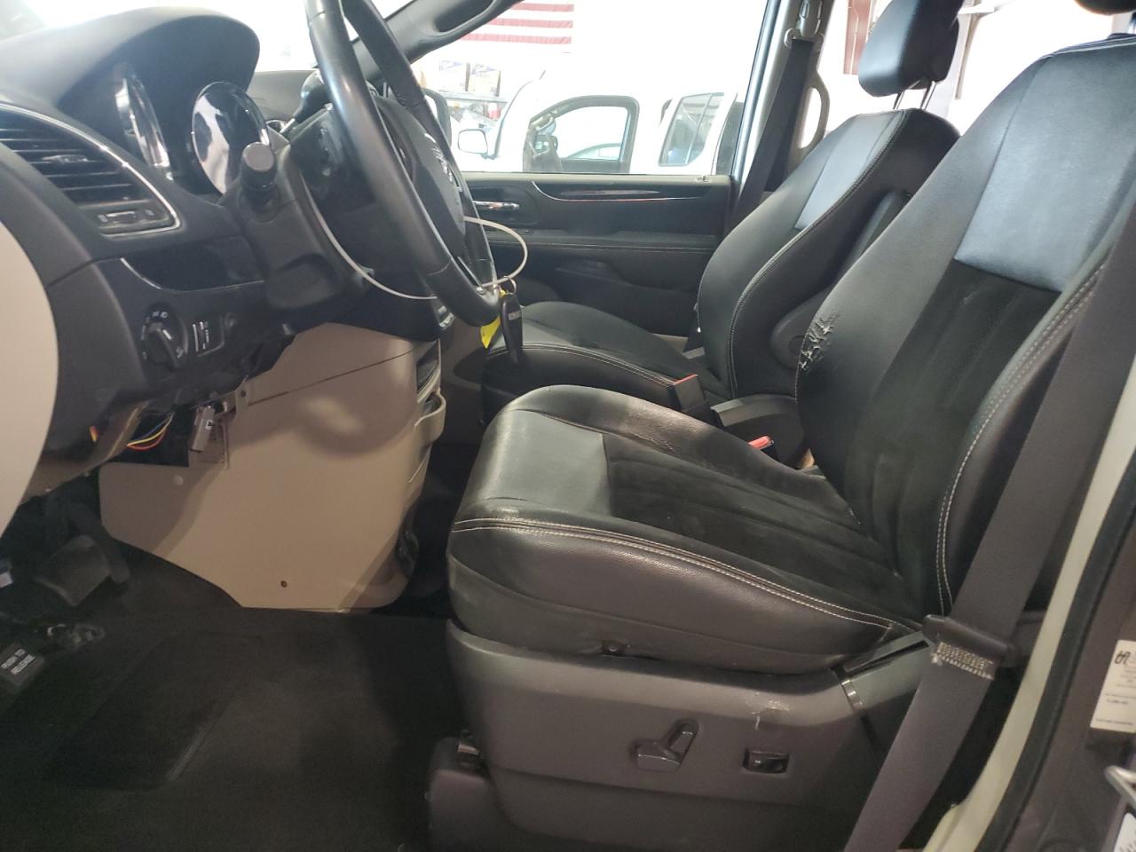 2016 Dodge Grand Caravan Sxt VIN: 2C4RDGCG3GR358237 Lot: 91044915