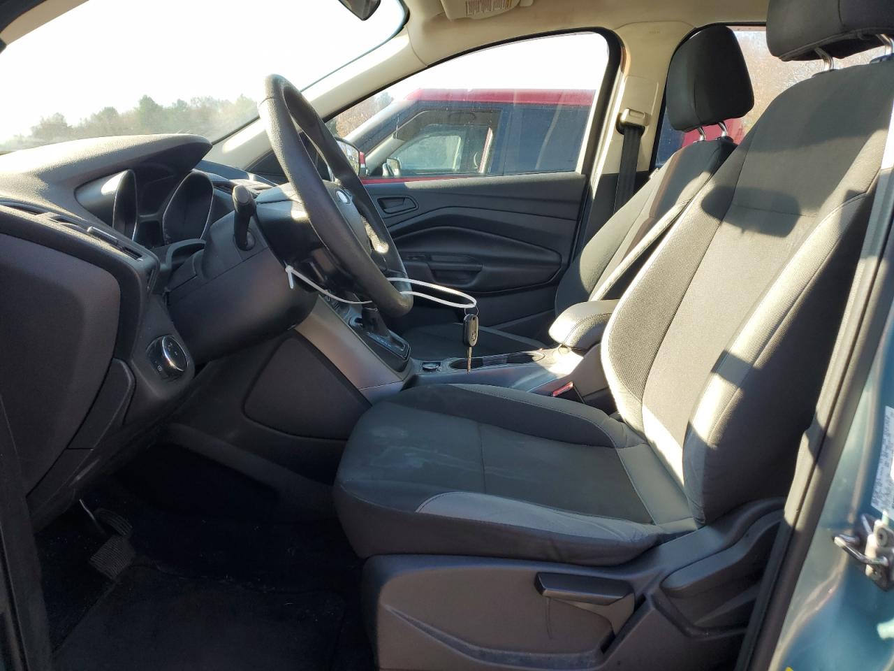 2013 Ford Escape S VIN: 1FMCU0F71DUB05212 Lot: 93373925