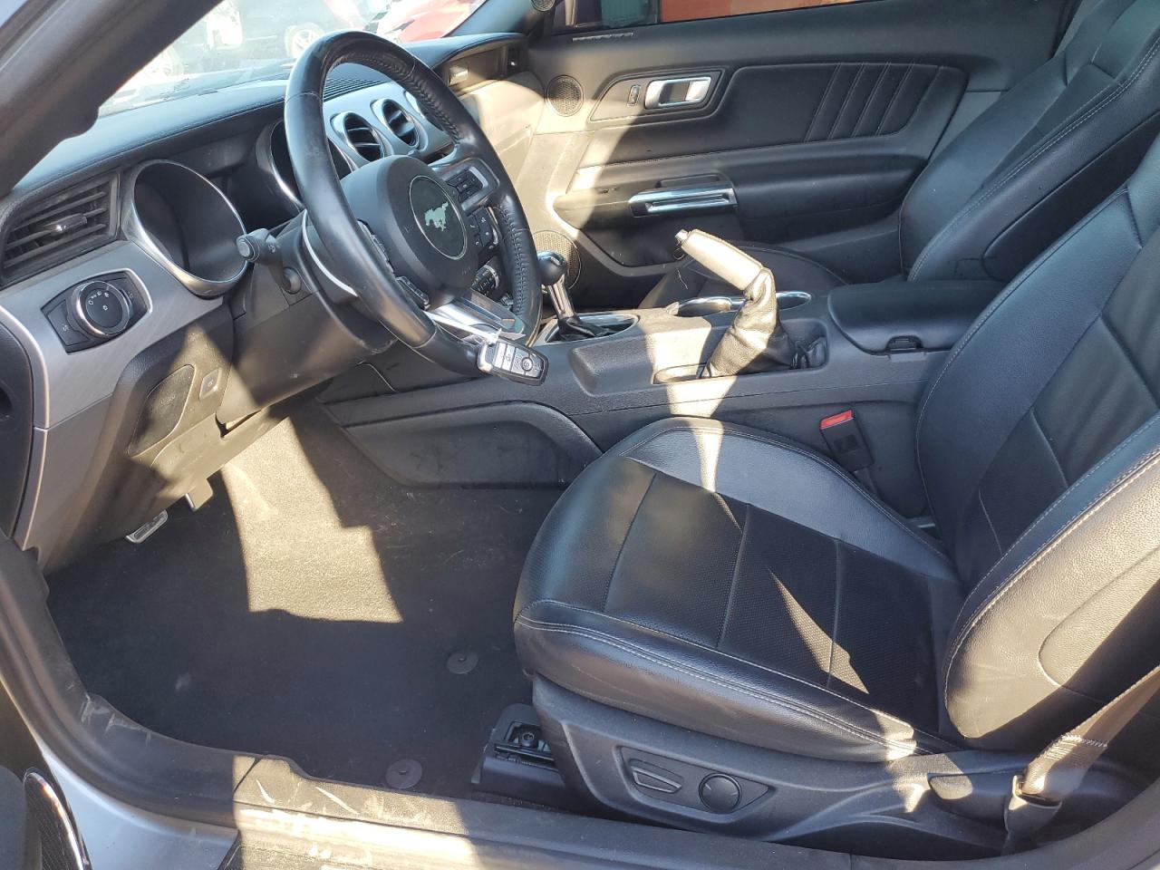 2022 Ford Mustang VIN: 1FATP8UH6N5120179 Lot: 92660185