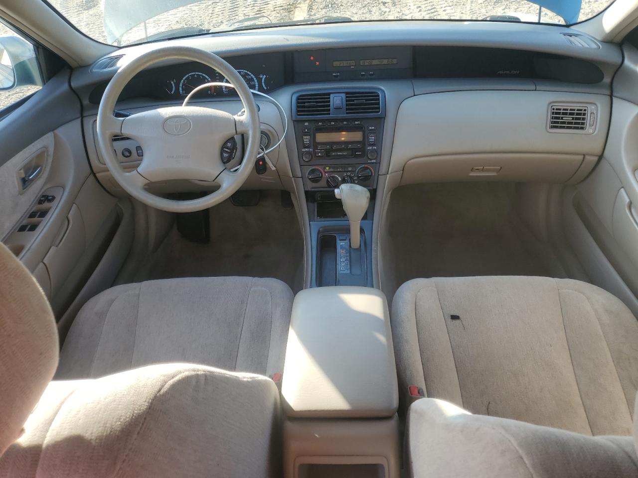 2000 Toyota Avalon Xl VIN: 4T1BF28B3YU041294 Lot: 92723065