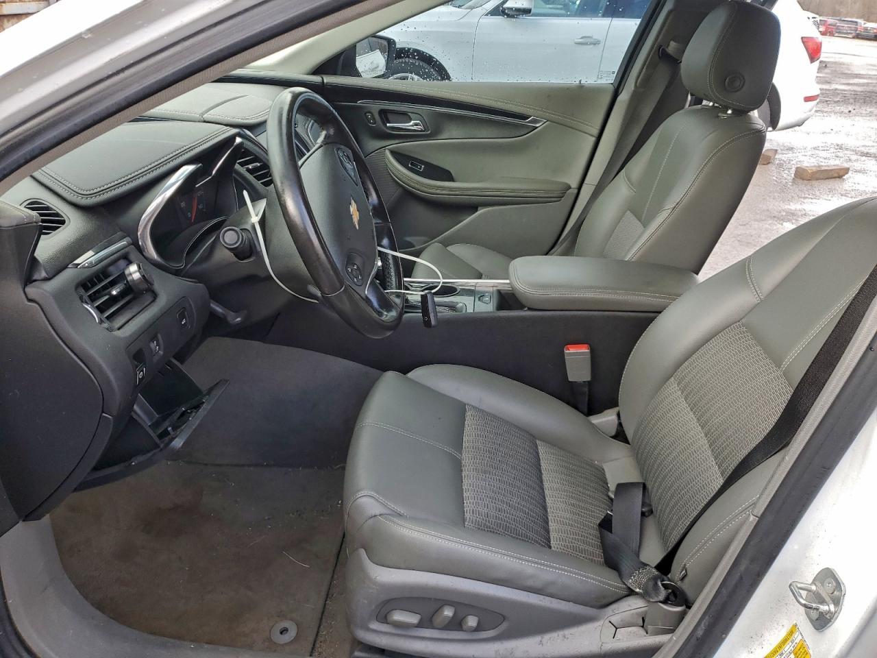 2018 Chevrolet Impala Lt VIN: 2G1105S37J9119107 Lot: 94369355