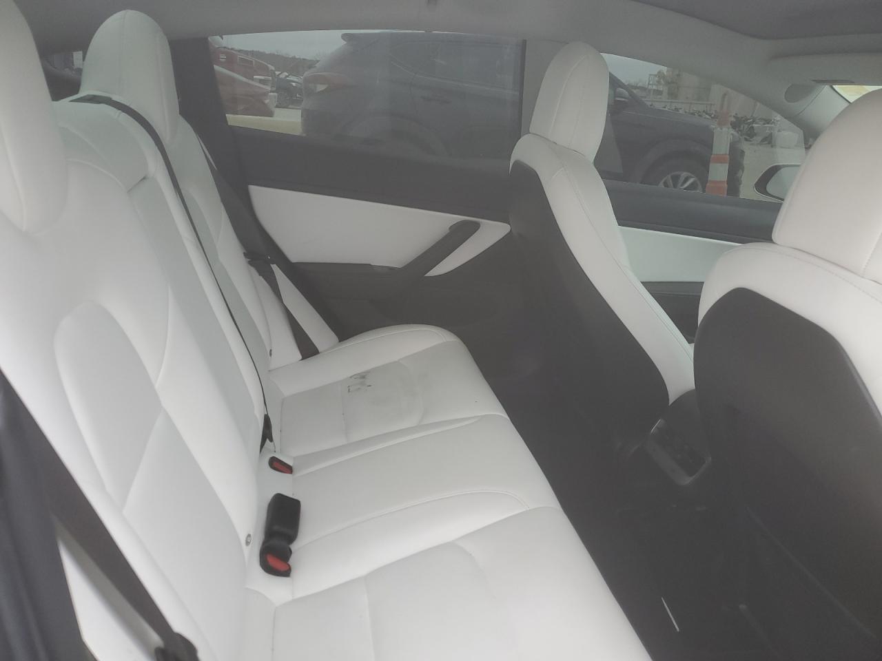 2018 Tesla Model 3 VIN: 5YJ3E1EB9JF055774 Lot: 92738655