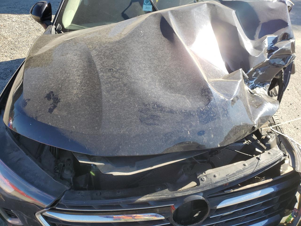 2021 Buick Envision Essence VIN: LRBFZNR49MD190719 Lot: 90992505