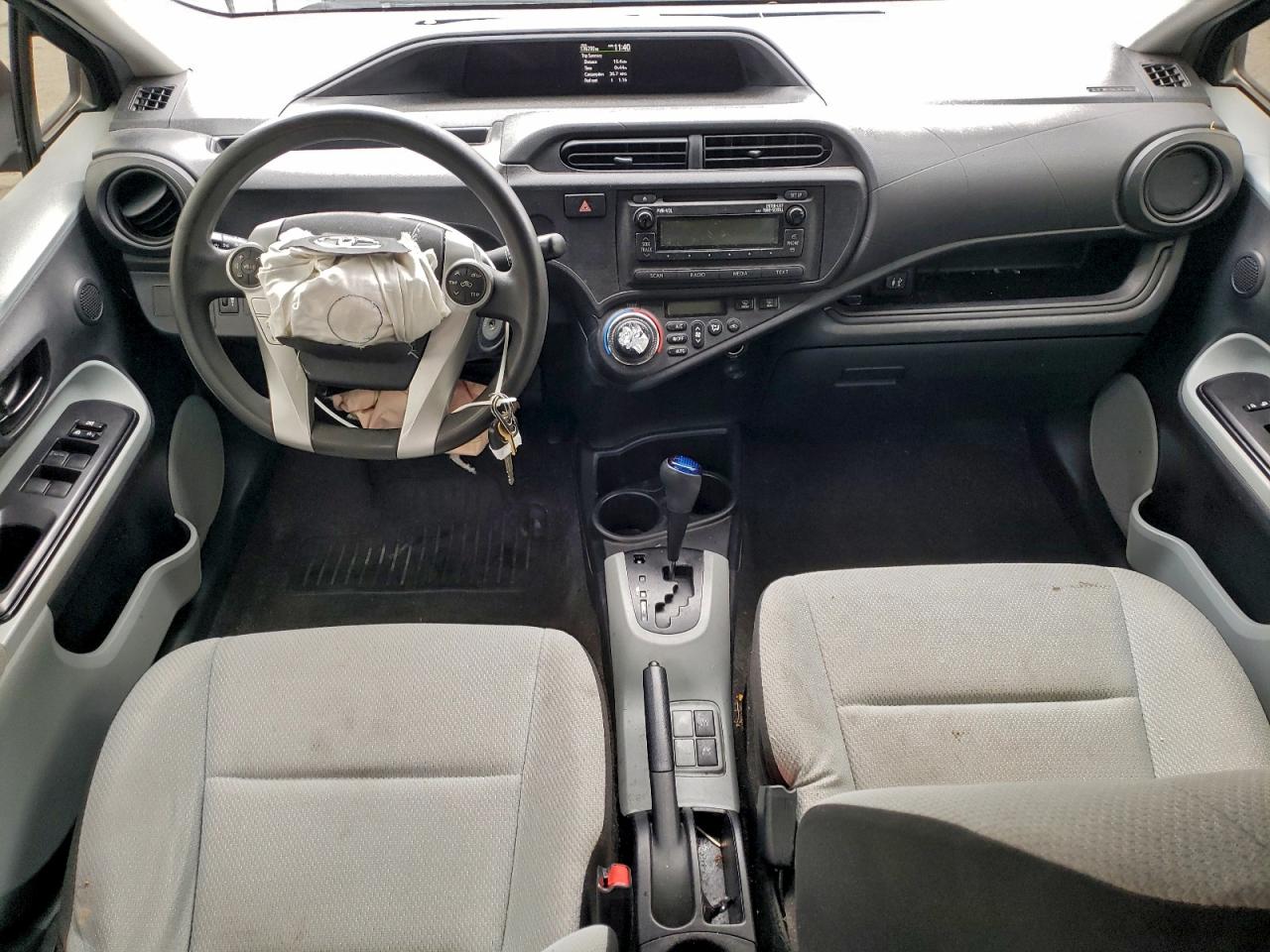 2014 Toyota Prius C VIN: JTDKDTB37E1084504 Lot: 94532235