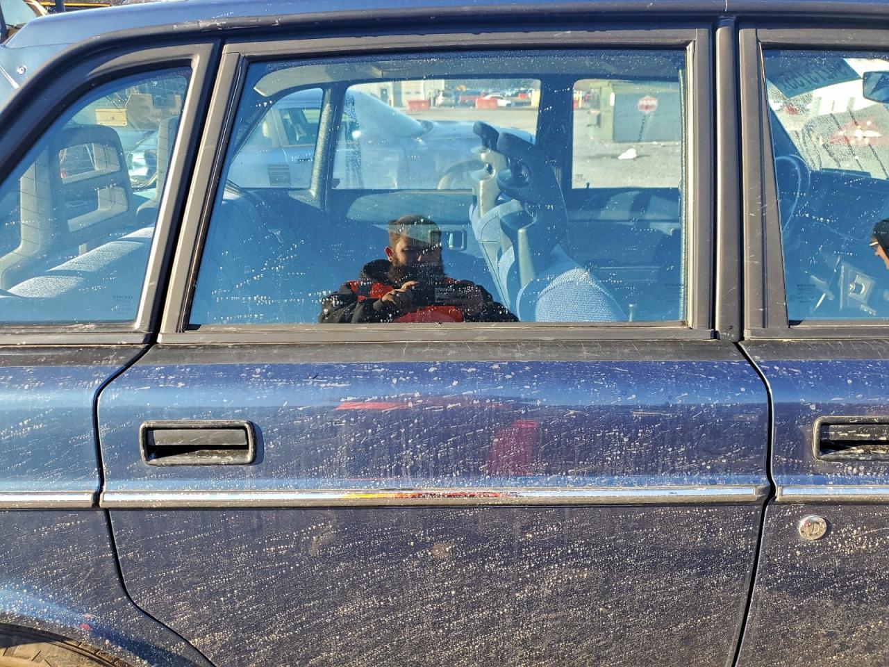 1993 Volvo 240 VIN: YV1AS880XP1488289 Lot: 94275755