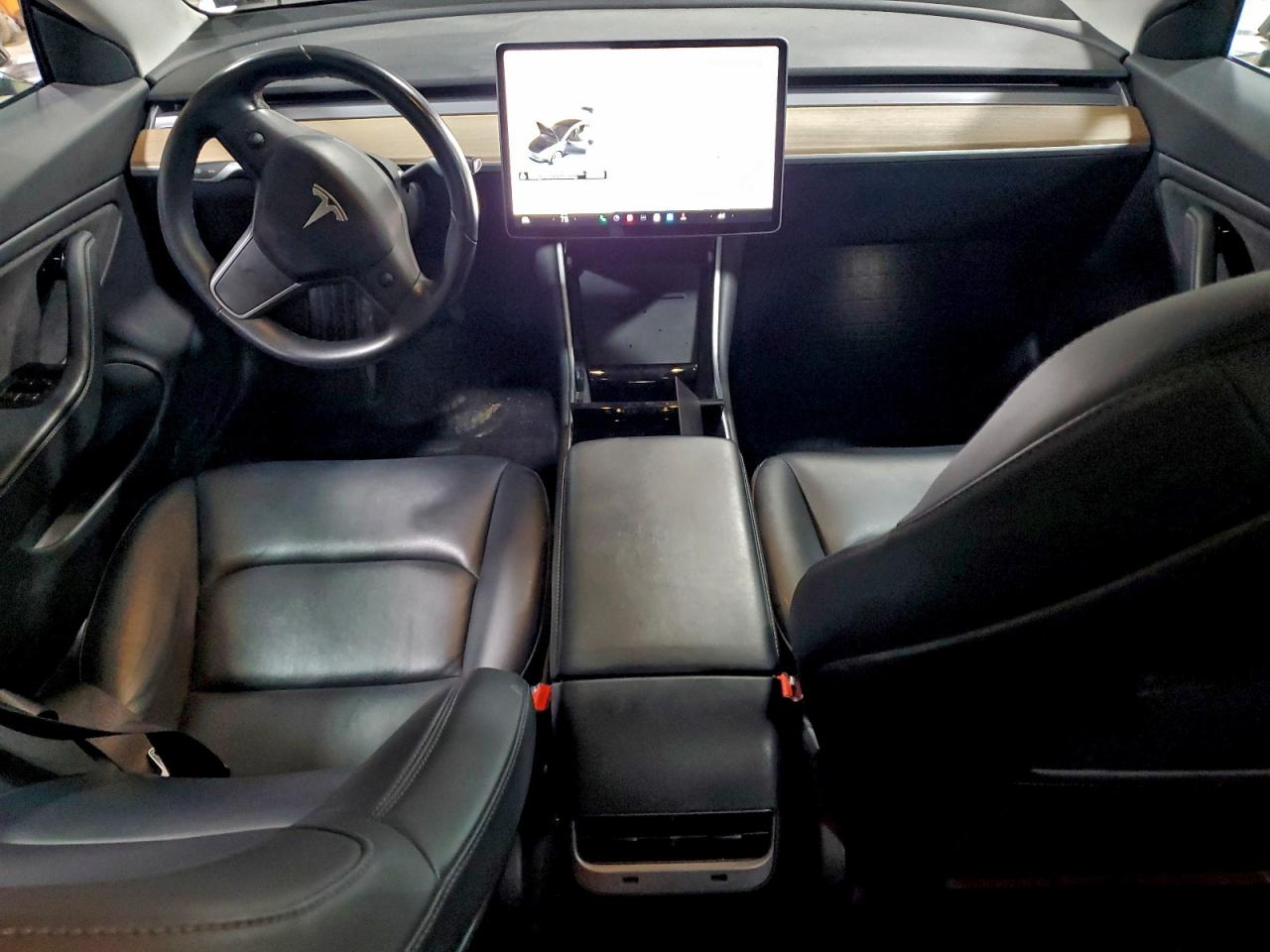 2018 Tesla Model 3 VIN: 5YJ3E1EA8JF110576 Lot: 93467585