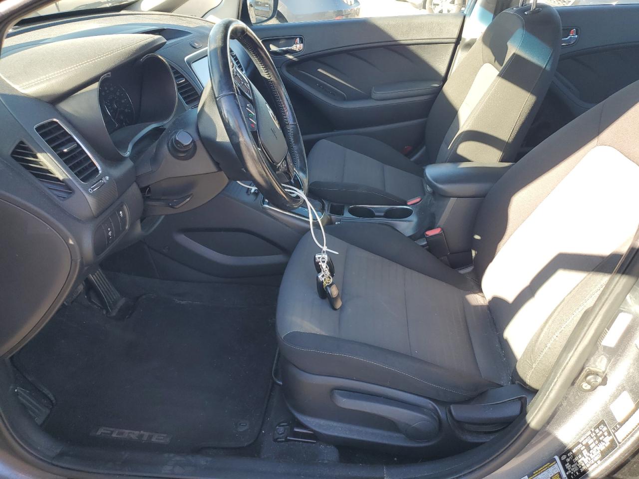 2018 Kia Forte Lx VIN: 3KPFL4A77JE188657 Lot: 90605525