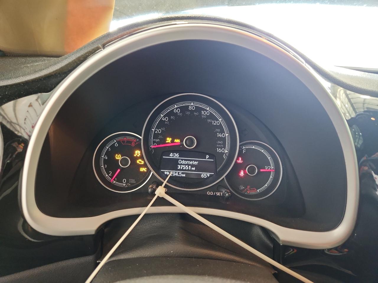 2019 Volkswagen Beetle S VIN: 3VW5DAAT8KM500199 Lot: 90429205