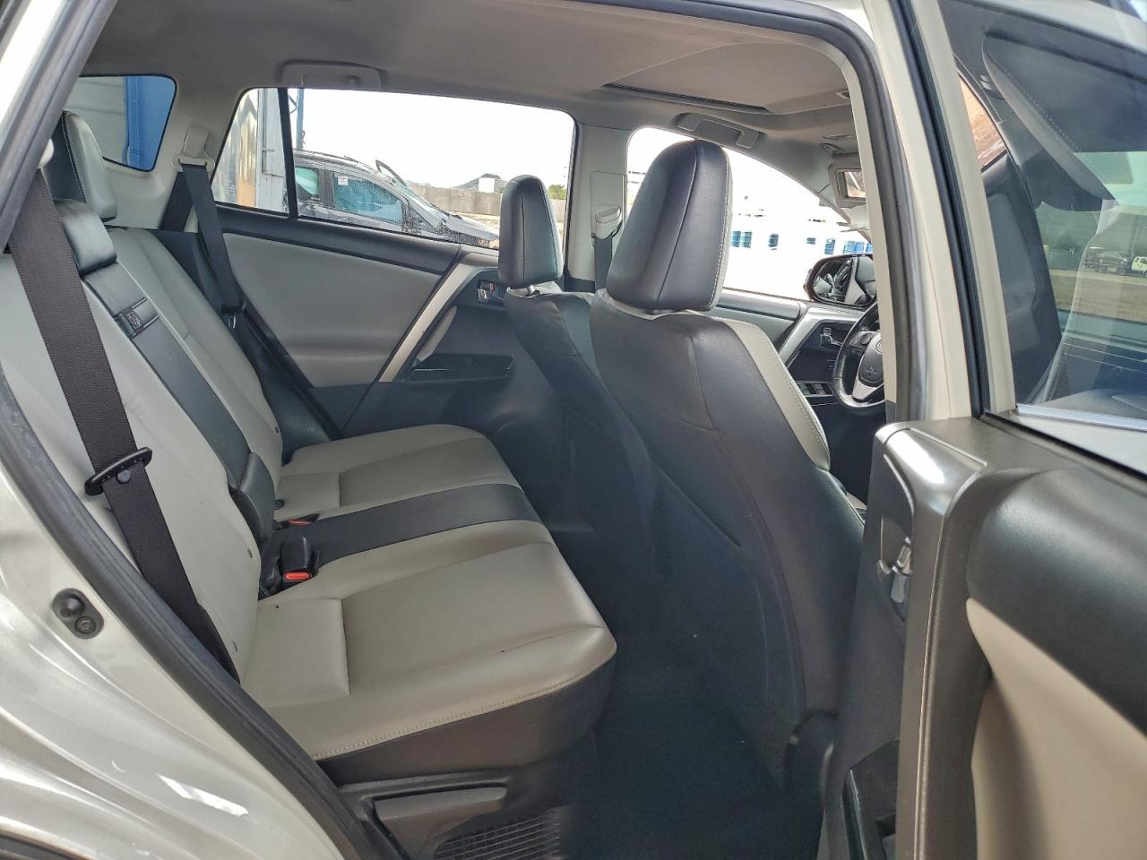 2017 Toyota Rav4 Hv Limited VIN: JTMDJREV9HD120889 Lot: 94520705