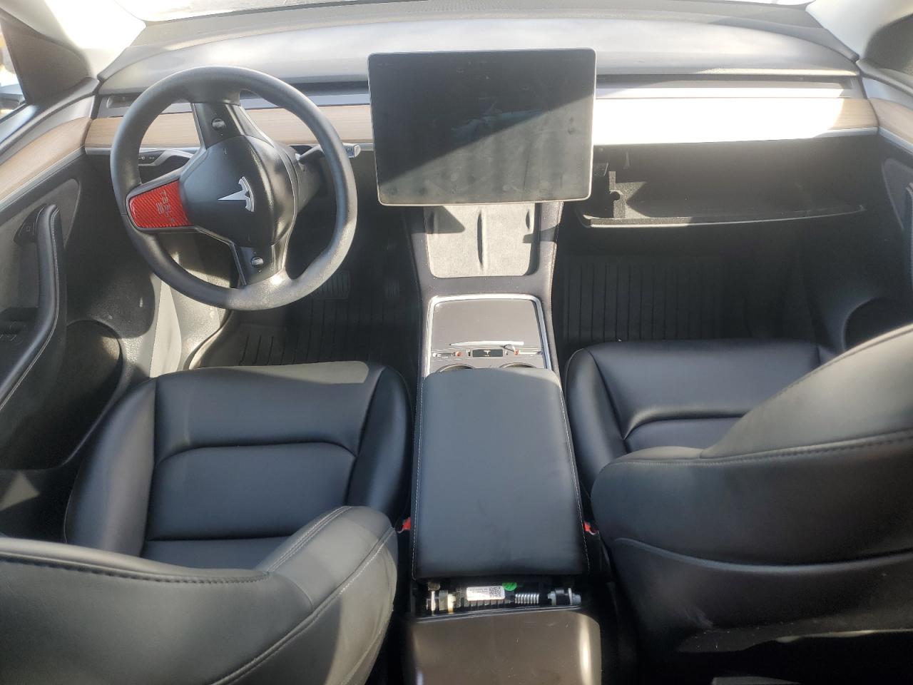 2024 Tesla Model Y VIN: 7SAYGDEE5RA221022 Lot: 91238025