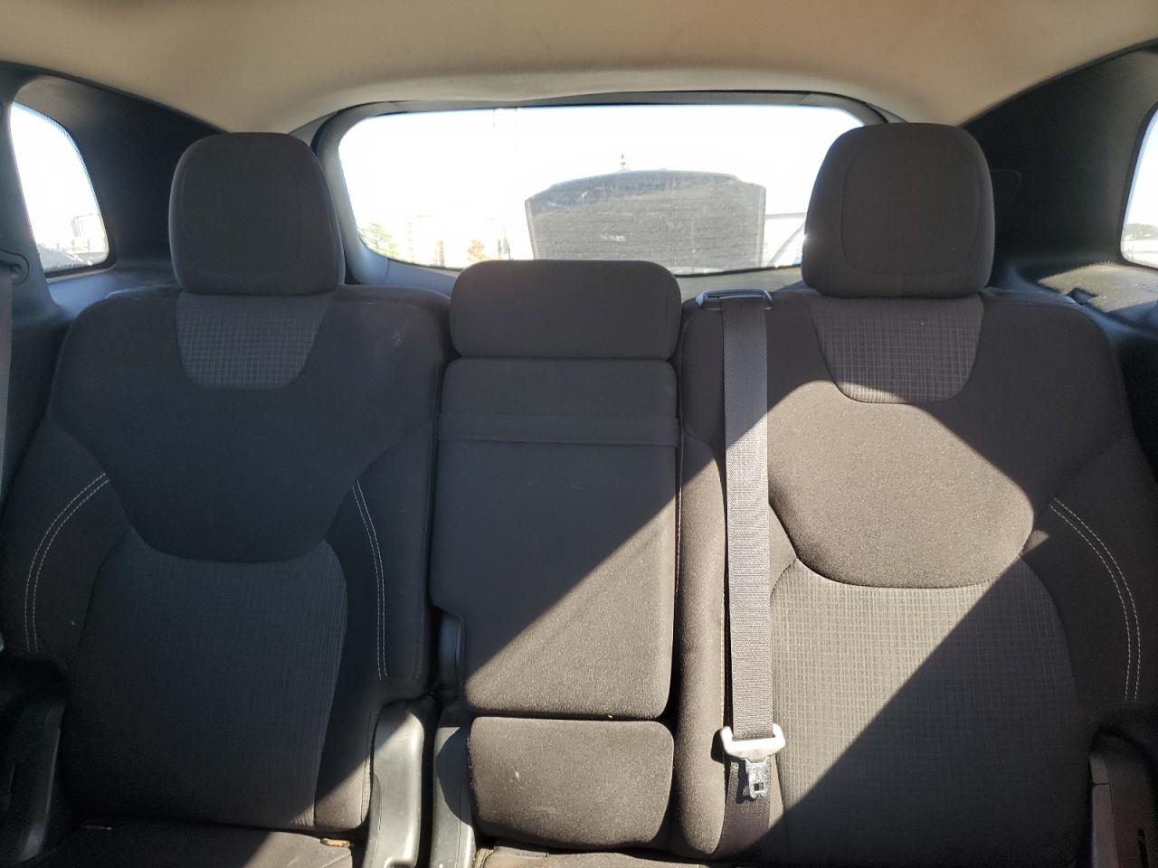 2017 Jeep Cherokee Latitude VIN: 1C4PJLCB3HW592674 Lot: 90129785