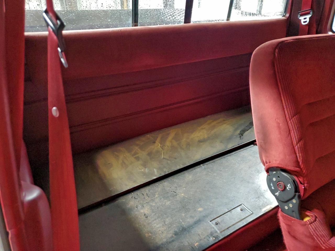 1995 Ford F250 VIN: 1FTHX25H1SKA74561 Lot: 94187665