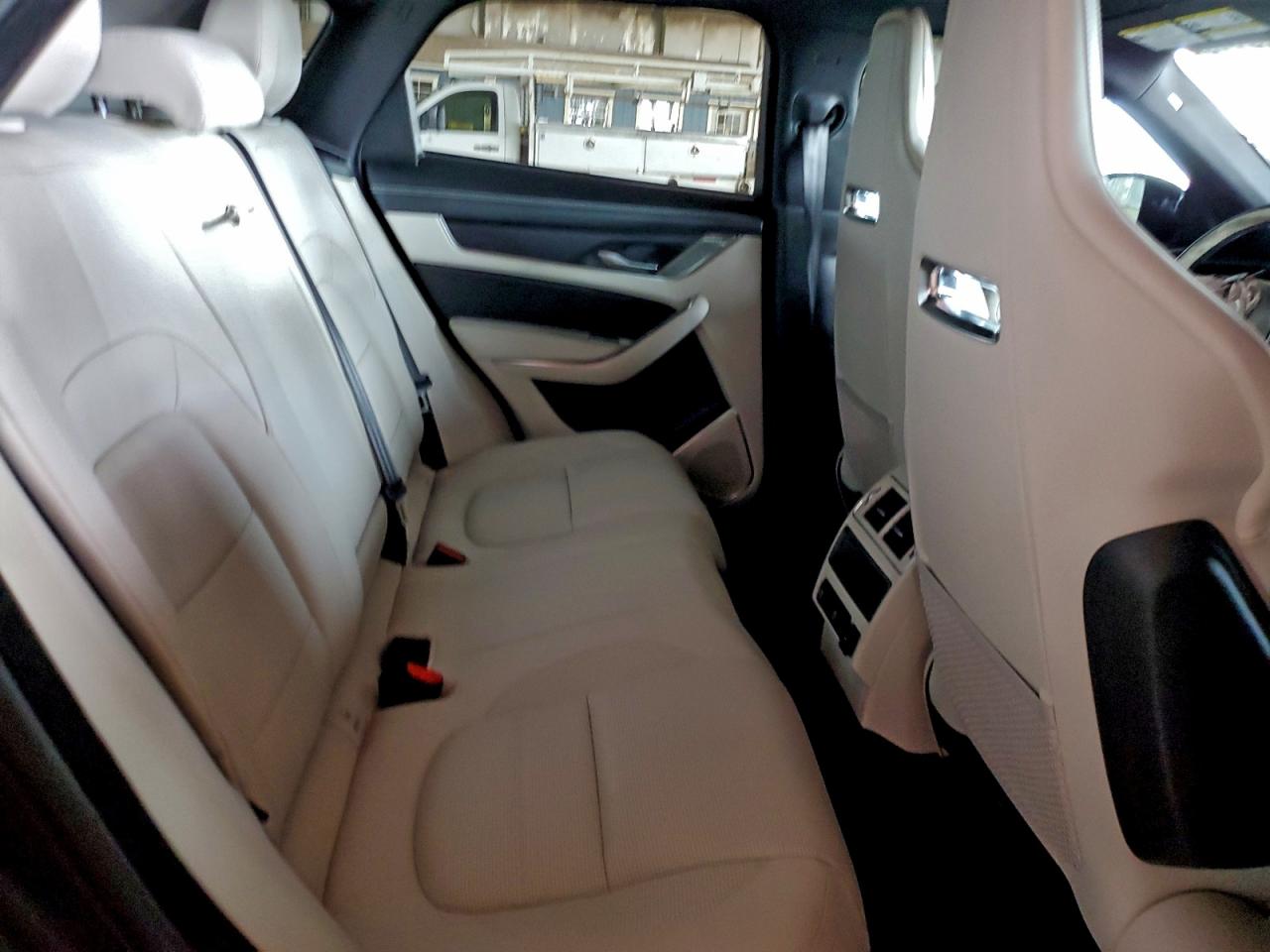 2024 Jaguar F-Pace R-Dynamic S VIN: SADCT2EX8RA733642 Lot: 93913145