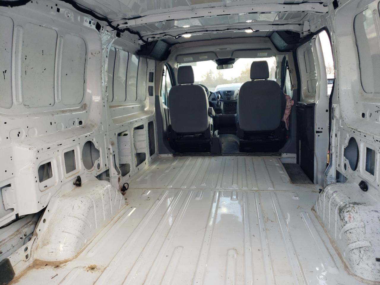 2018 Ford Transit 250 Delivery Van VIN: 1FTYR1ZM2JKA31390 Lot: 90470645