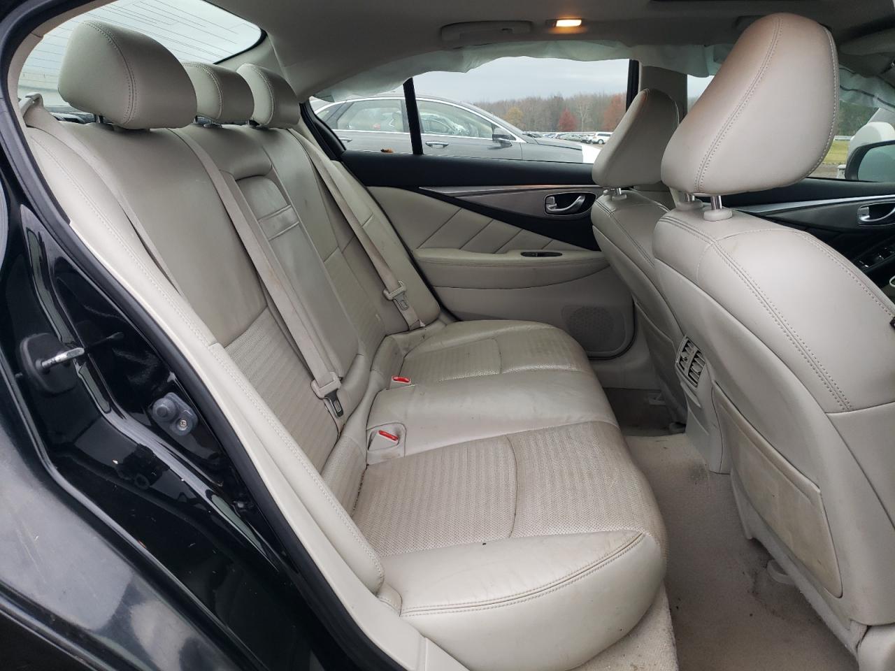 2014 Infiniti Q50 Base VIN: JN1BV7AR8EM705583 Lot: 92219075