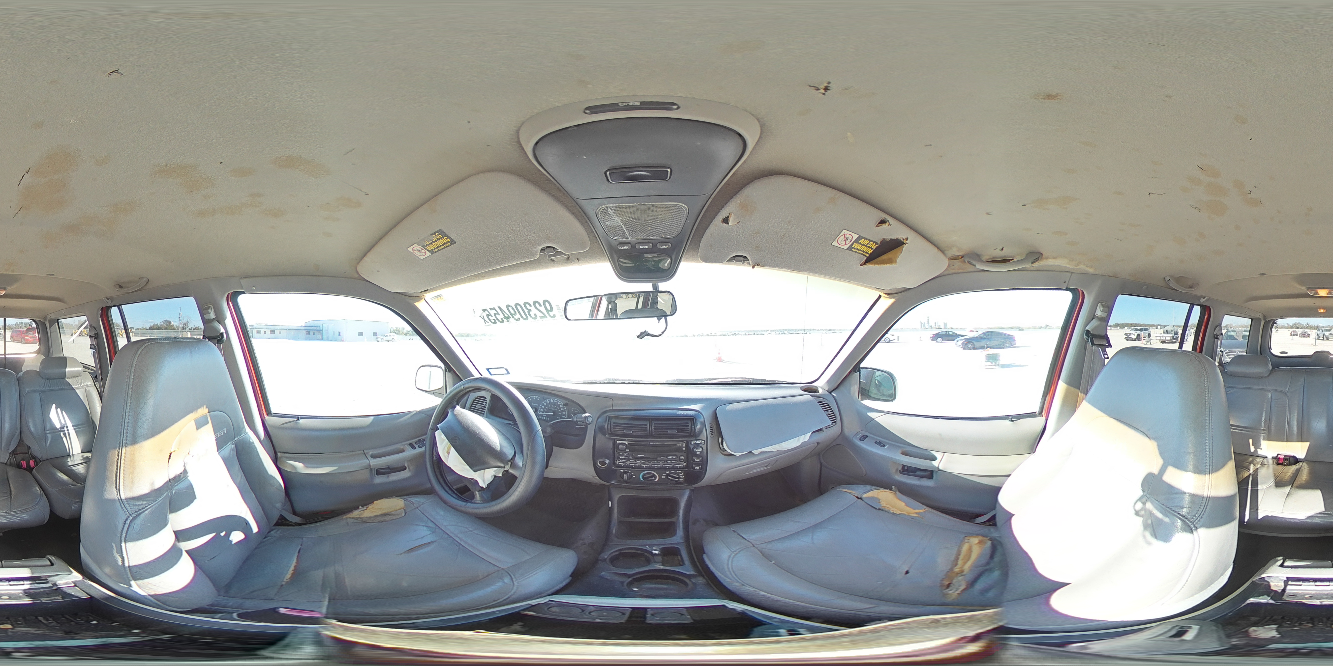 1999 Mercury Mountaineer VIN: 4M2ZU52E7XUJ31540 Lot: 92309455