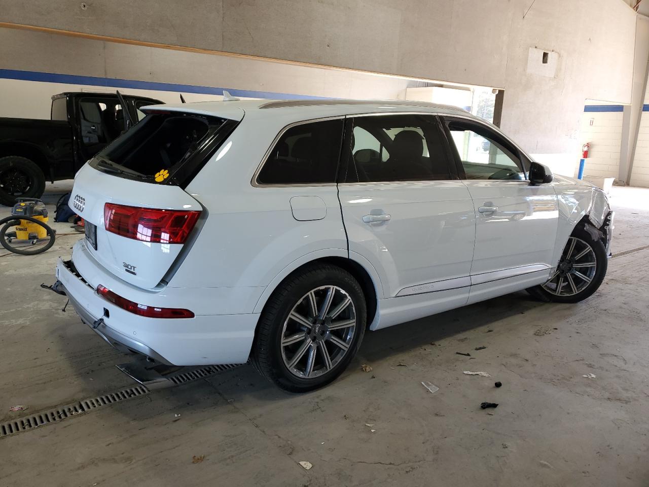 2017 Audi Q7 Premium Plus VIN: WA1LAAF79HD041066 Lot: 91488115