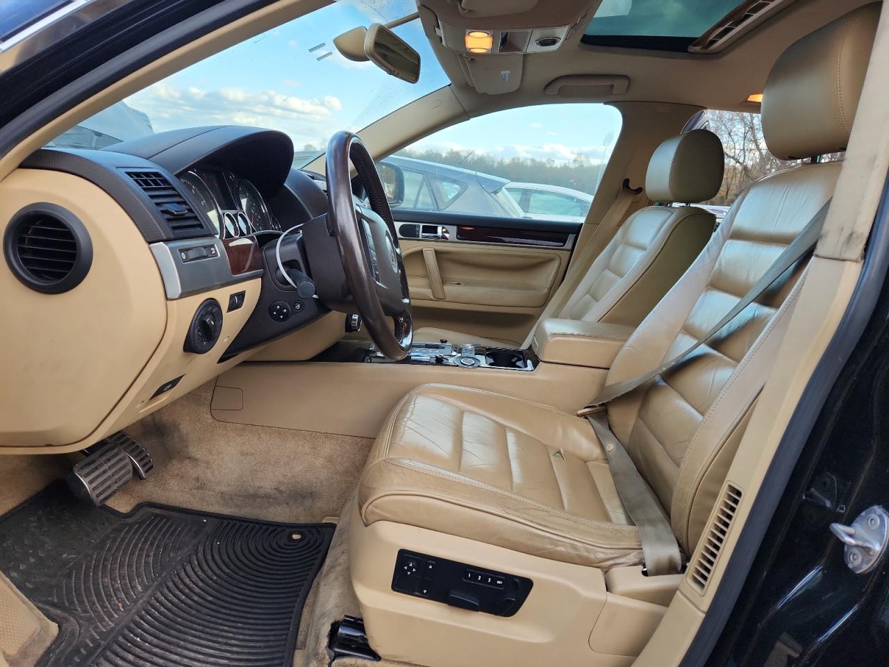 2005 Volkswagen Touareg 4.2 VIN: WVGMM77L95D080330 Lot: 92165595