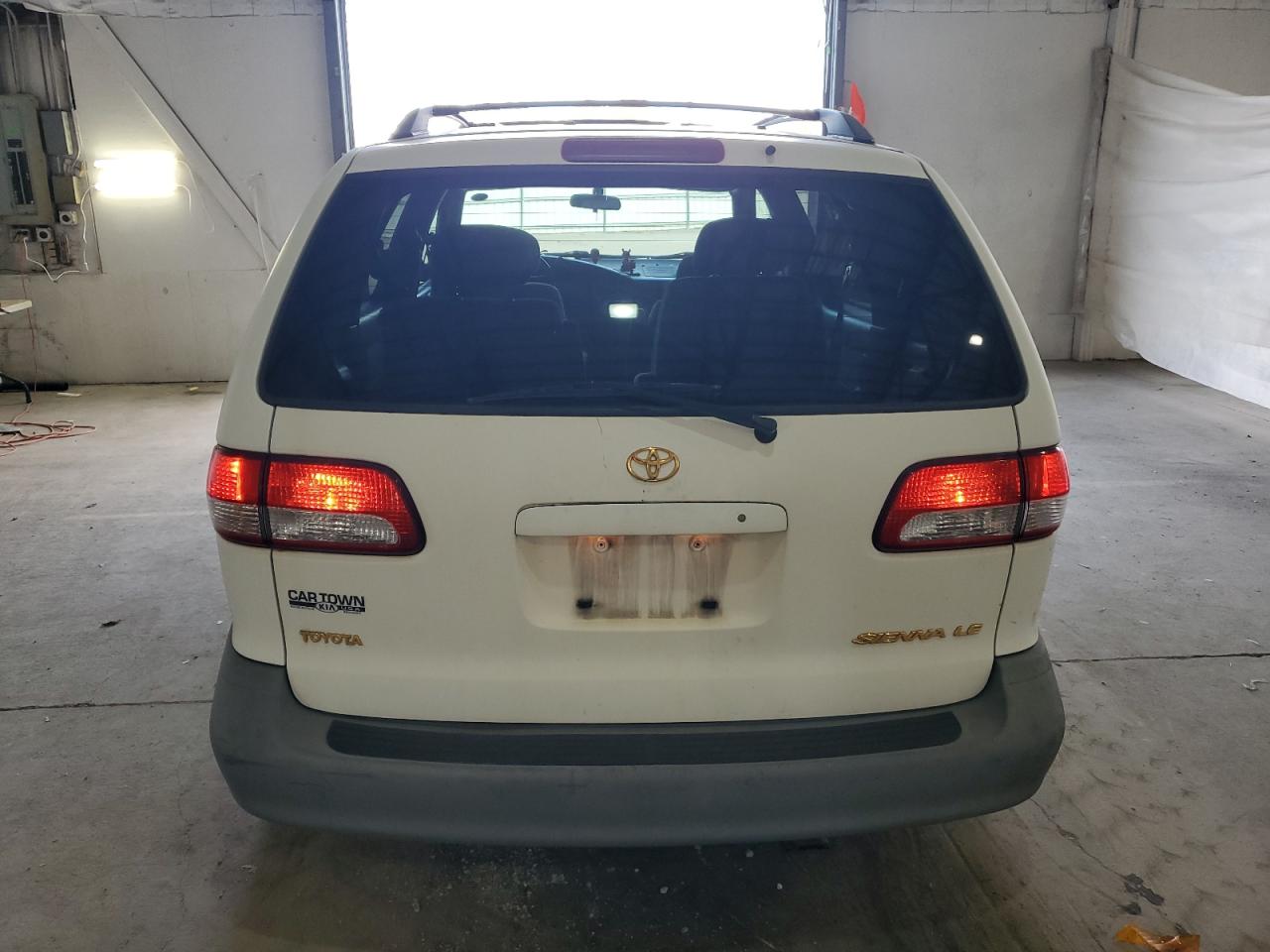 2001 Toyota Sienna Le VIN: 4T3ZF13CX1U322367 Lot: 90579865