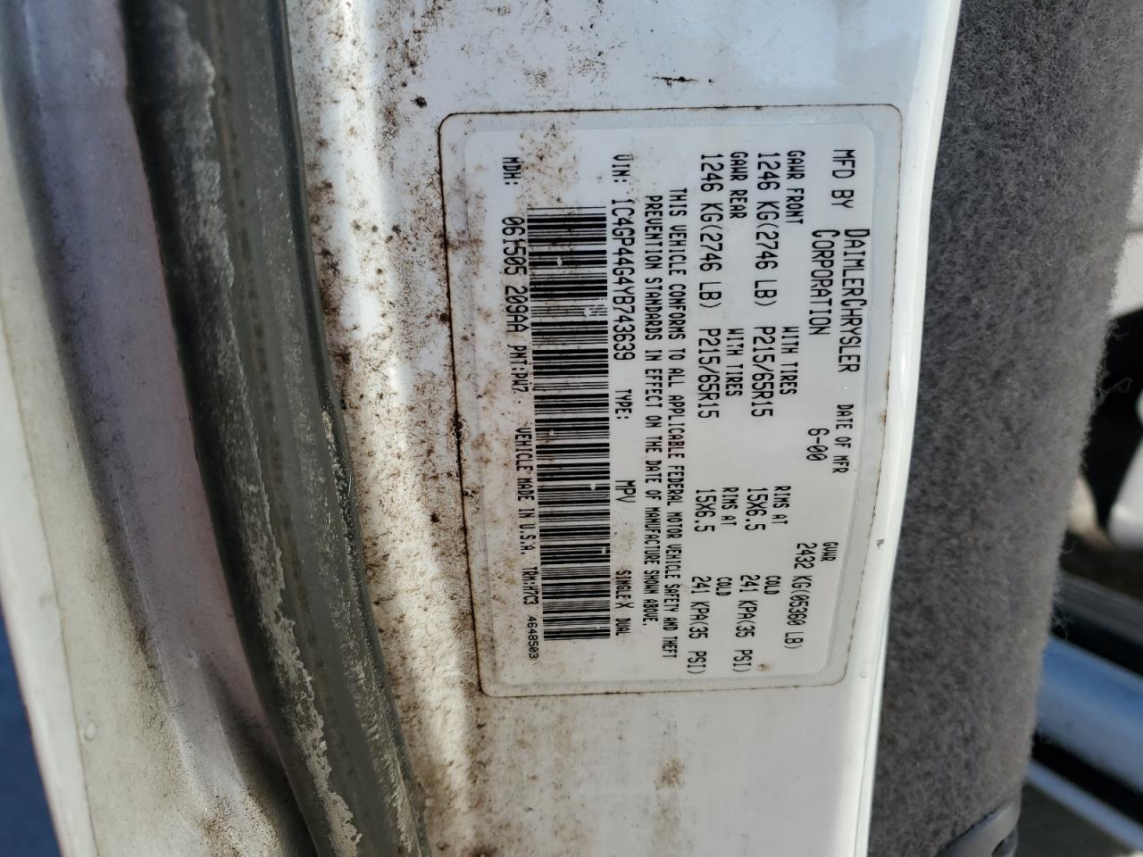 2000 Chrysler Town & Country Lx VIN: 1C4GP44G4YB743639 Lot: 92471735