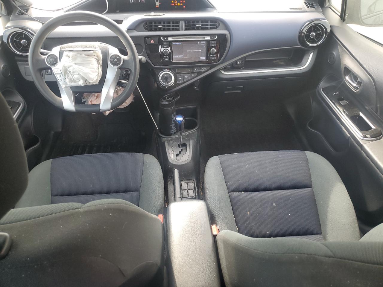 2016 Toyota Prius C VIN: JTDKDTB30G1121055 Lot: 93405185