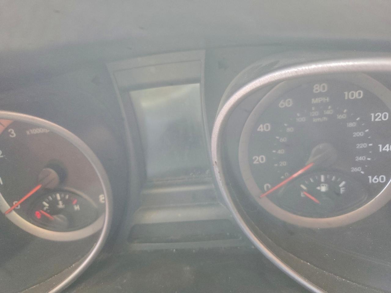 2016 Hyundai Santa Fe Sport VIN: 5XYZTDLB0GG329112 Lot: 94759455