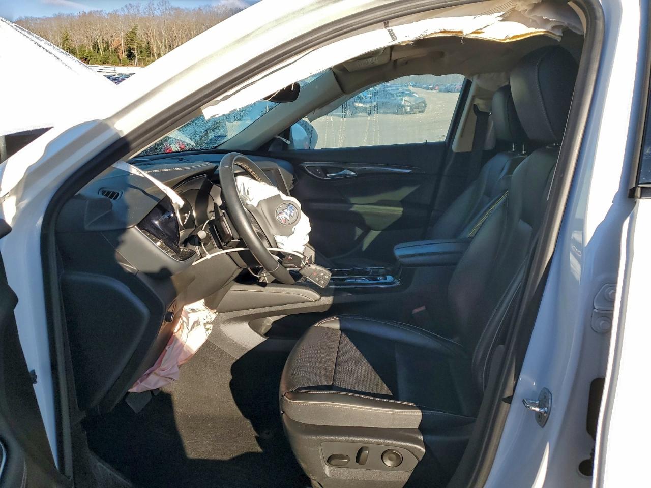 2021 Buick Envision Essence VIN: LRBFZPR42MD192131 Lot: 93745315