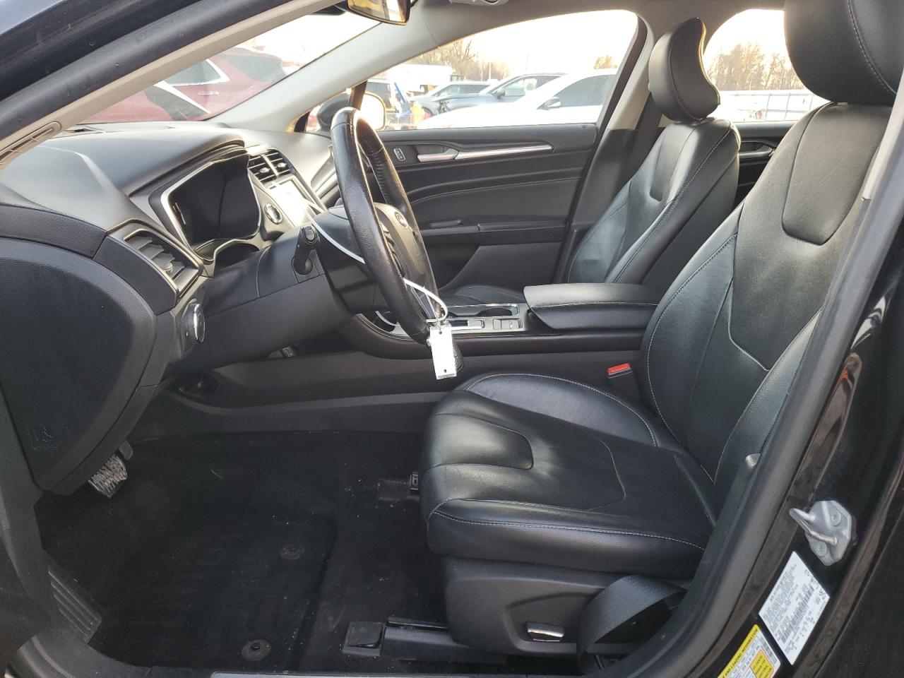 2019 Ford Fusion Titanium VIN: 3FA6P0RU0KR120773 Lot: 92804385