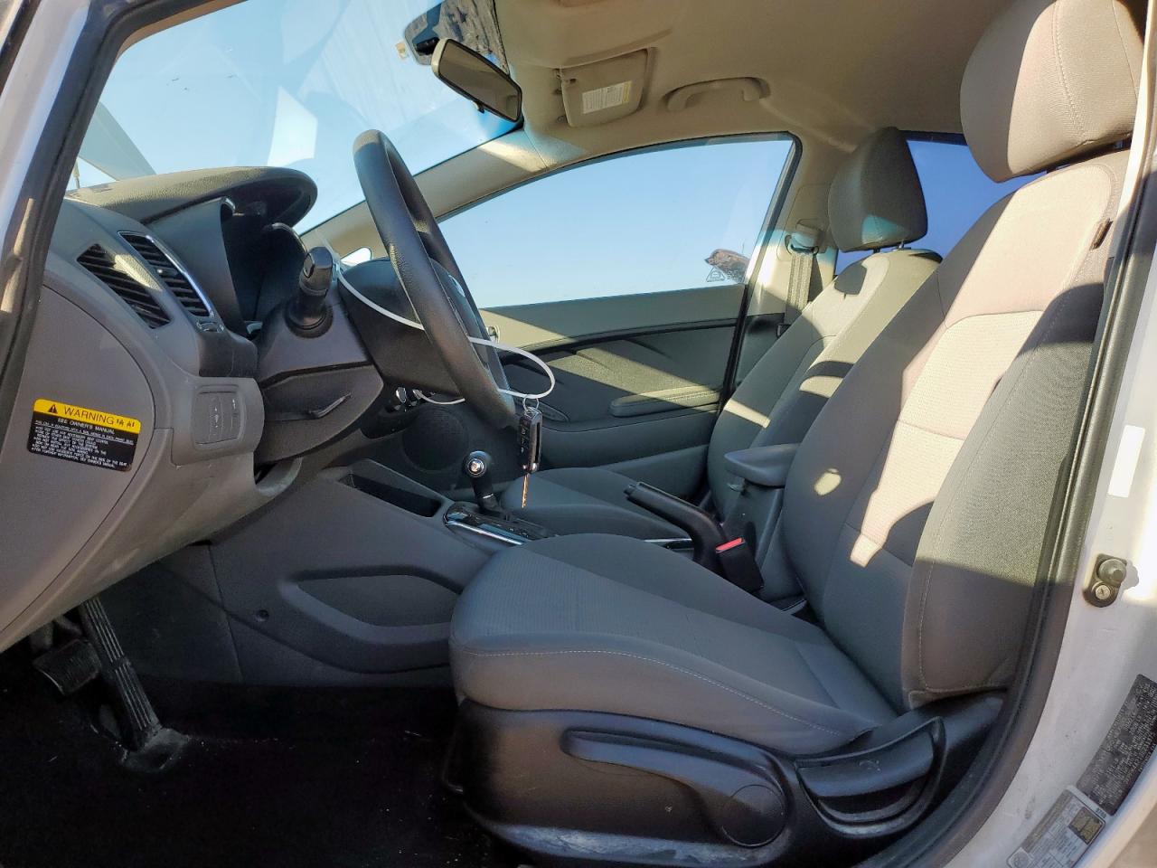 2018 Kia Forte Lx VIN: 3KPFK4A71JE231375 Lot: 92532695