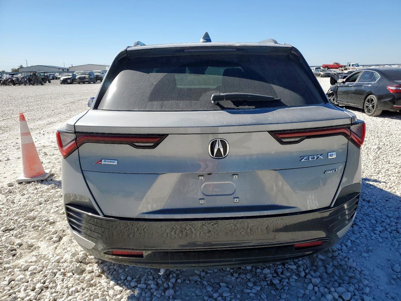 2024 Acura Zdx A-Spec VIN: 4W5KHNRL5RZ505880 Lot: 92122525