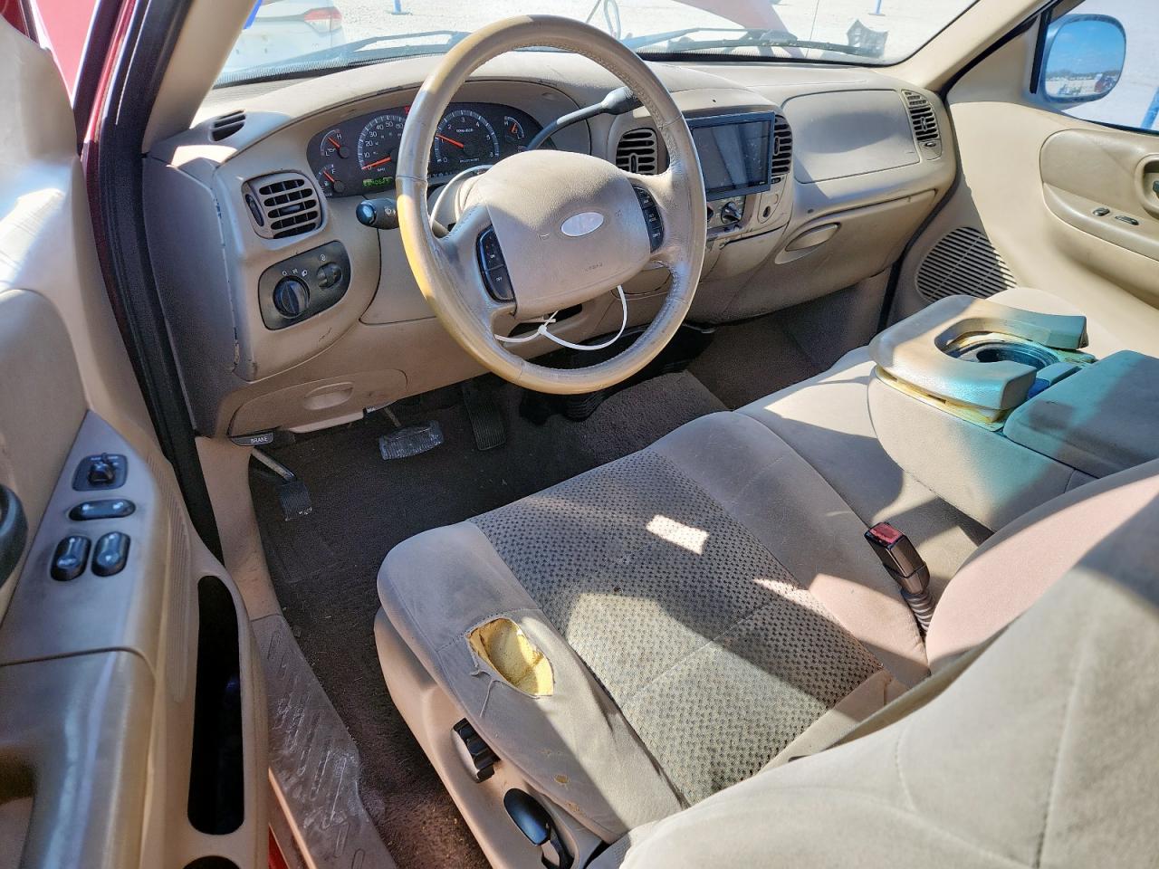 2002 Ford F150 VIN: 1FTRX172X2NB90492 Lot: 92267485