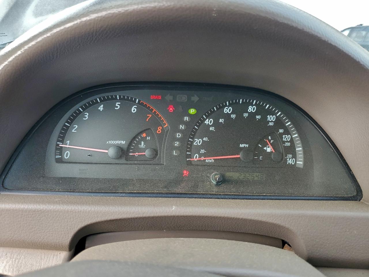 2004 Toyota Camry Le VIN: 4T1BE30K74U856404 Lot: 94689585