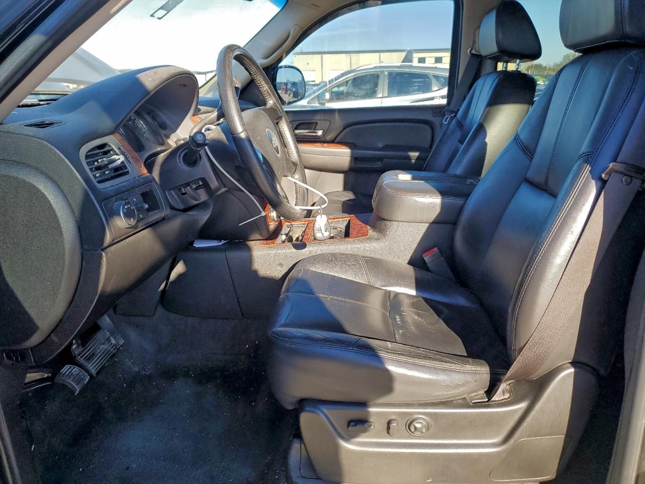 2008 Chevrolet Suburban C1500 Ls VIN: 3GNFC16048G173002 Lot: 93703825