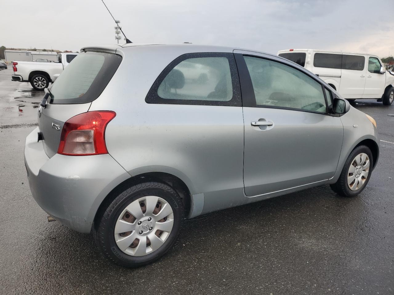 2007 Toyota Yaris VIN: JTDJT923975091502 Lot: 92107685