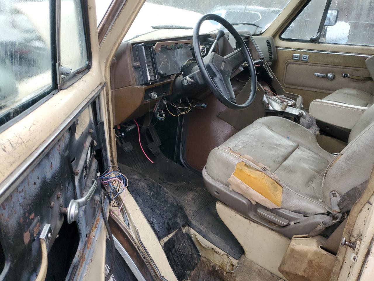 1983 GMC Rally Wagon G2500 VIN: 2G5EG25C4D4516653 Lot: 93947825