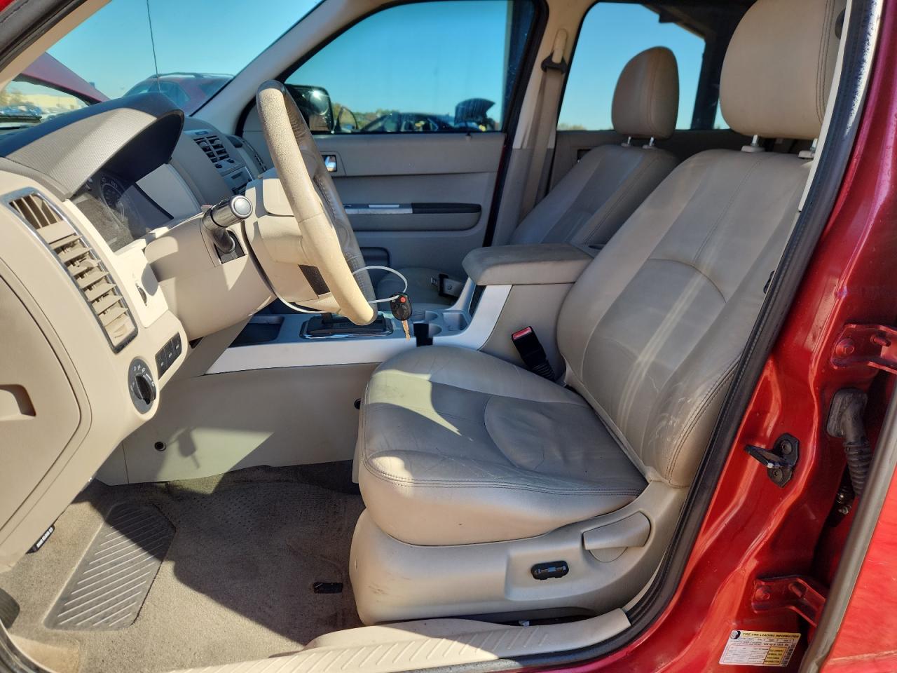 2008 Mercury Mariner VIN: 4M2CU81128KJ49379 Lot: 91309815