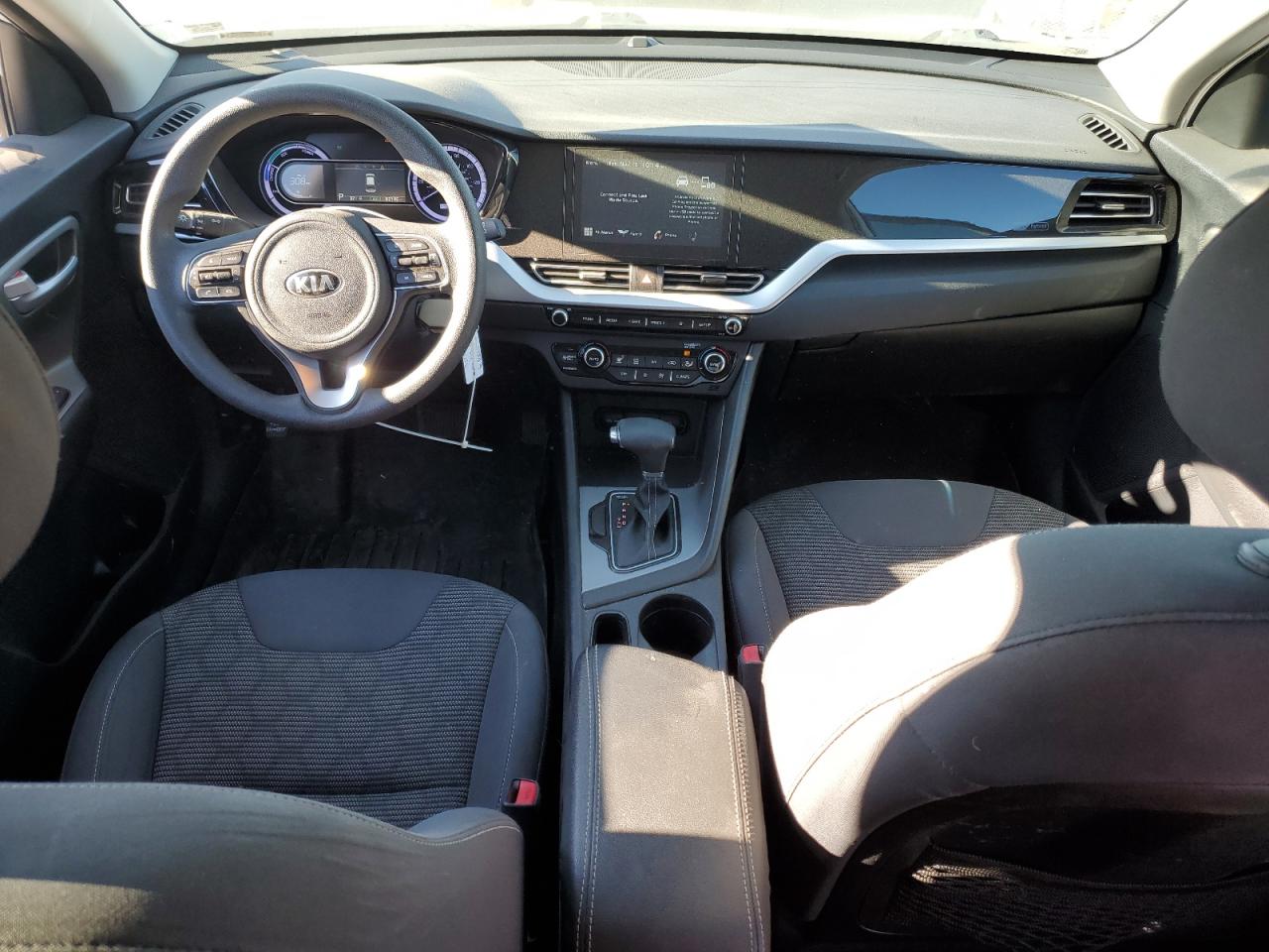 2020 Kia Niro Lx VIN: KNDCB3LC1L5375465 Lot: 90571845