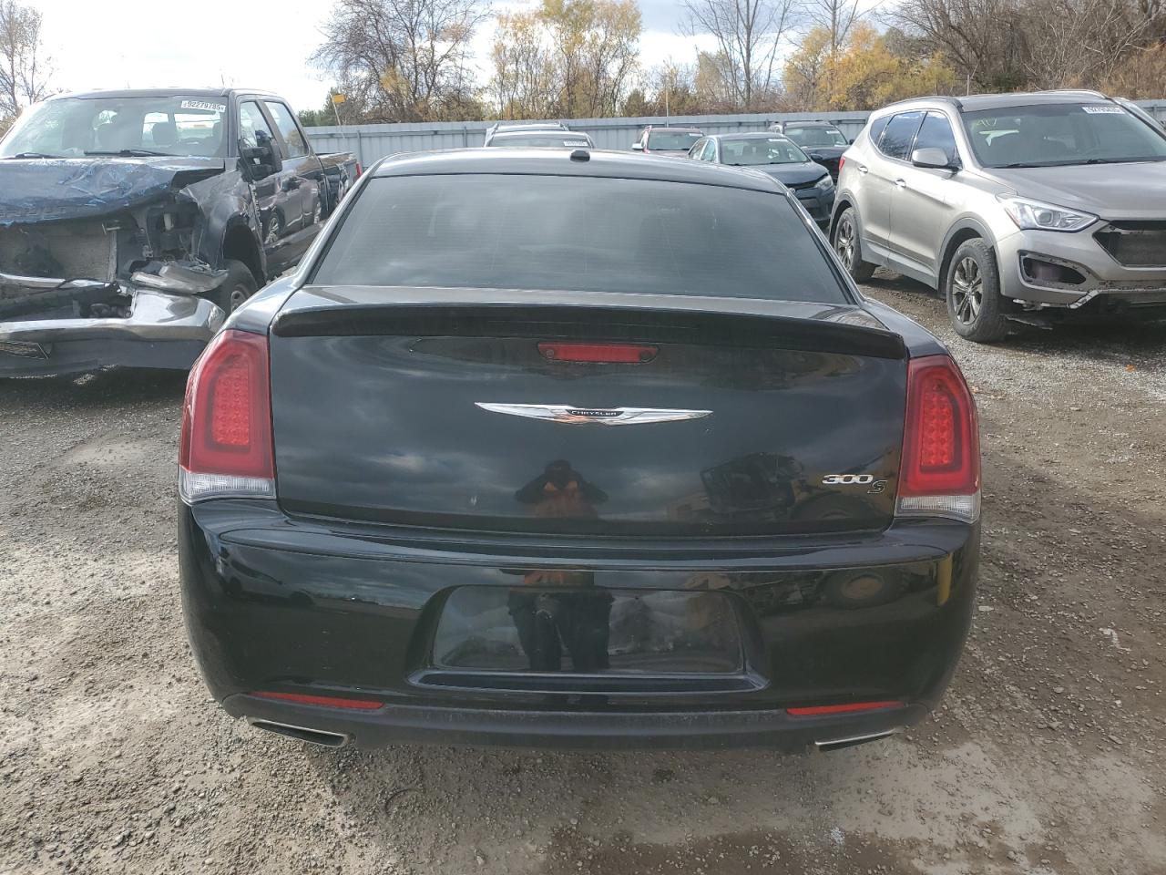 2017 Chrysler 300 S VIN: 2C3CCABG9HH645522 Lot: 91818345