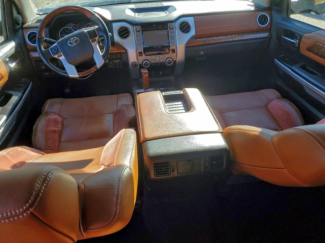 2017 Toyota Tundra Crewmax 1794 VIN: 5TFAW5F10HX675981 Lot: 92998985