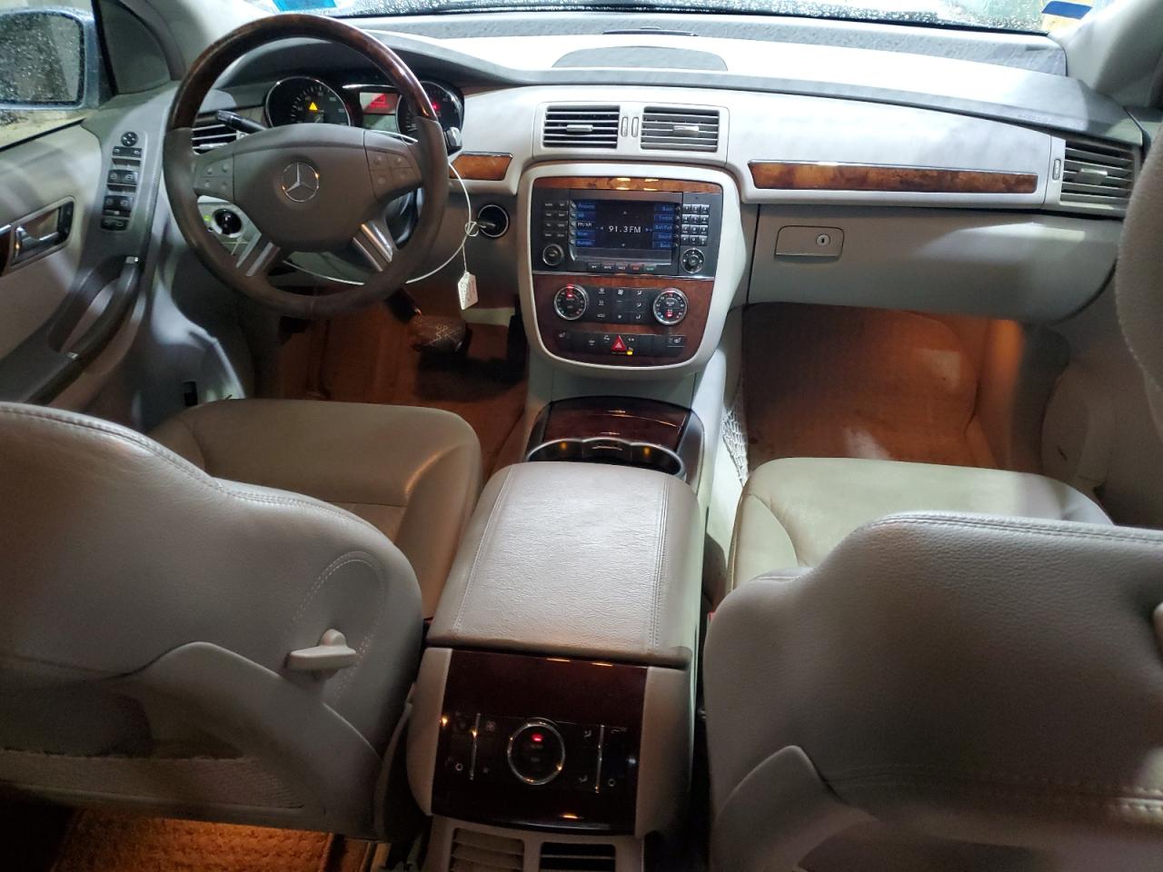 2006 Mercedes-Benz R 500 VIN: 4JGCB75E16A010670 Lot: 91798045