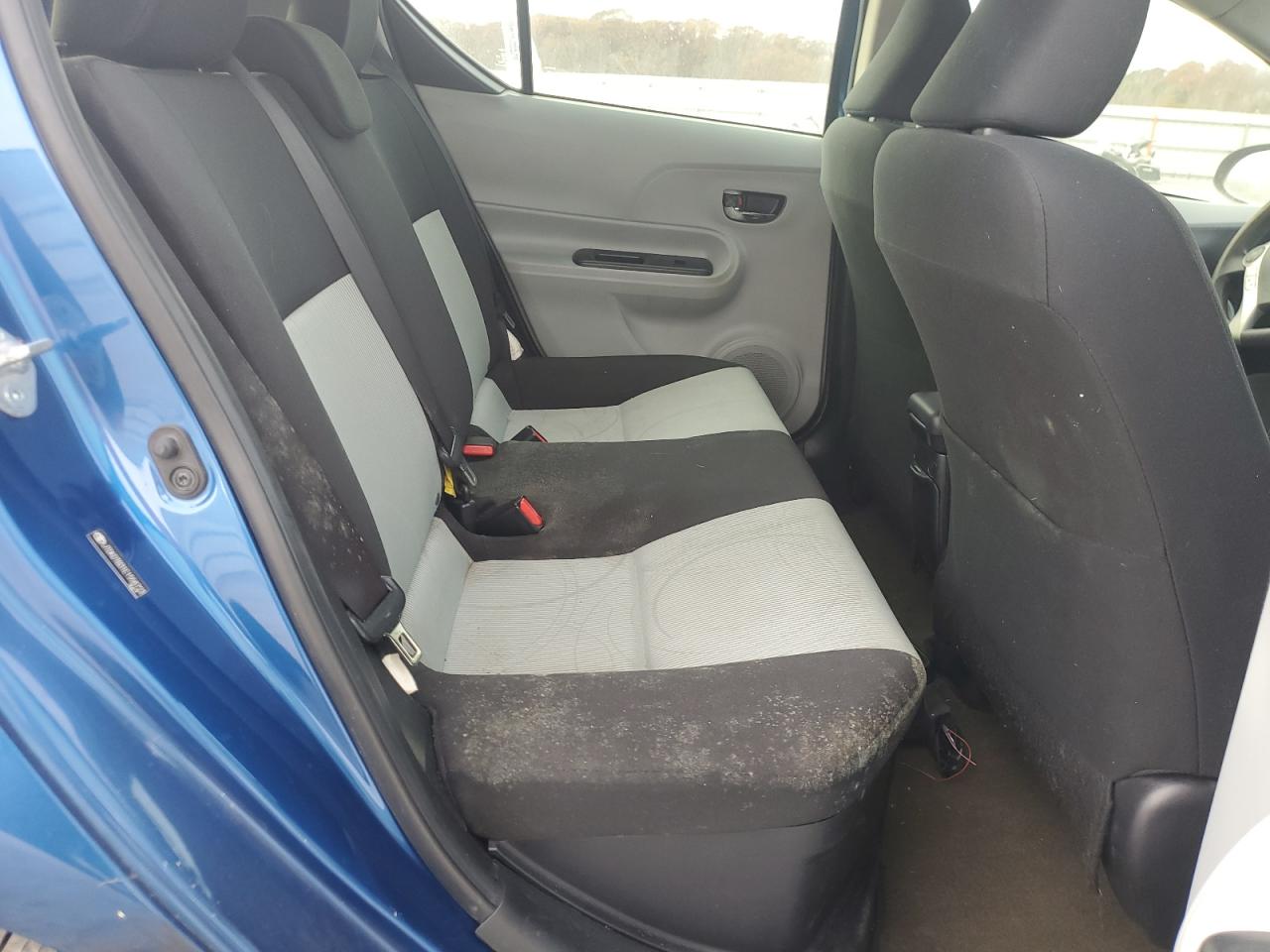 2014 Toyota Prius C VIN: JTDKDTB31E1558723 Lot: 93167465