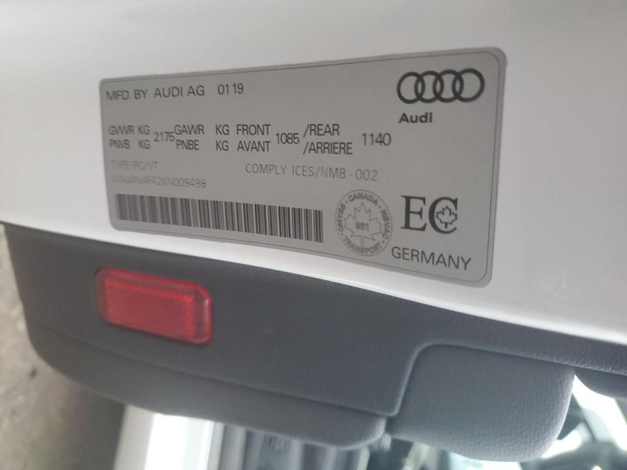 2019 Audi A4 Komfort VIN: WAUANAF42KN009498 Lot: 90817335